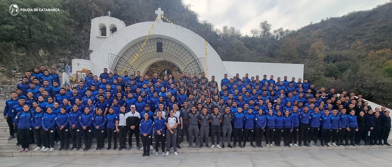 La Policía de la Provincia inició la semana de festejos por el 201° Aniversario