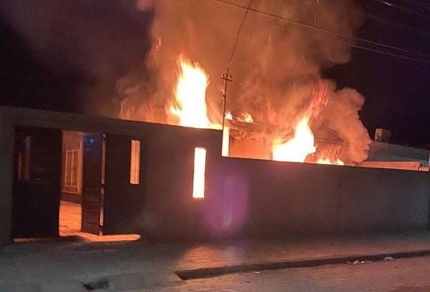 Voraz incendio de una cabaña en Tinogasta 