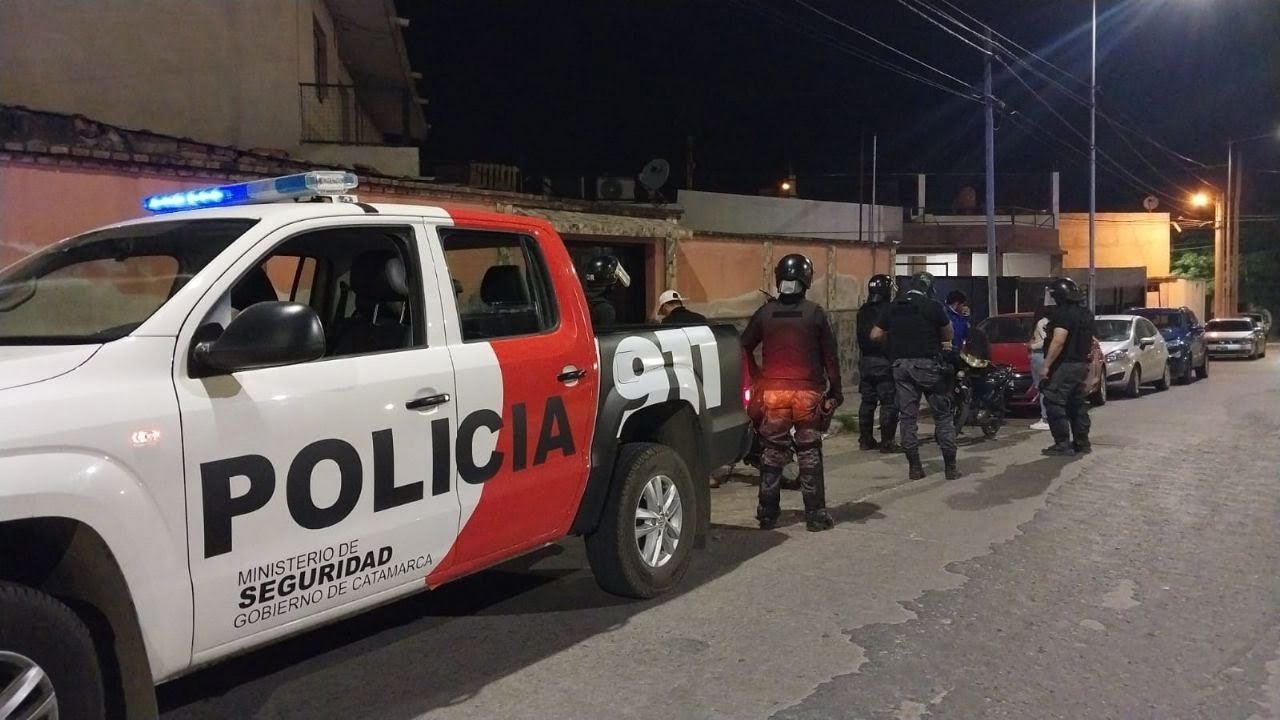 Agreden a policías mientras aprehendían a delincuente en la Zona Norte