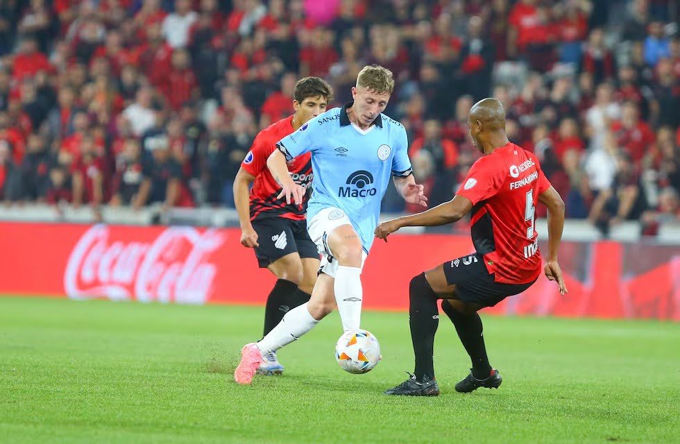 Copa Sudamericana: Paranaense lo dio vuelta y le ganó a Belgrano con polémica