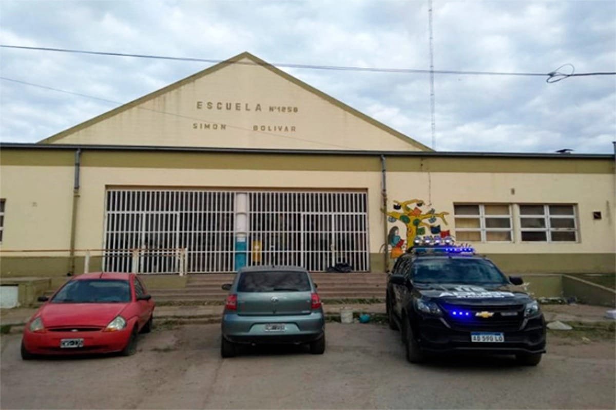 Hallaron 16 dosis de marihuana en la mochila de una alumna de 8 años