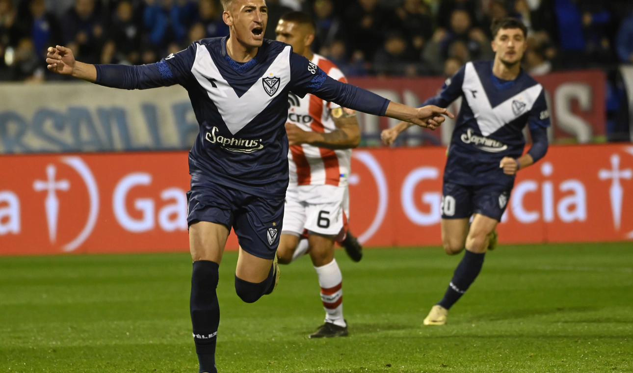 Vélez le ganó a Instituto y es el puntero de la Liga Profesional