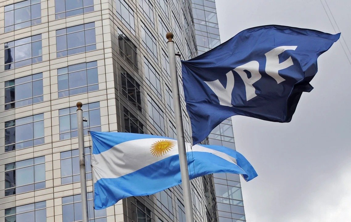 YPF anunció que seguirá con la construcción de la planta de GNL en Río Negro