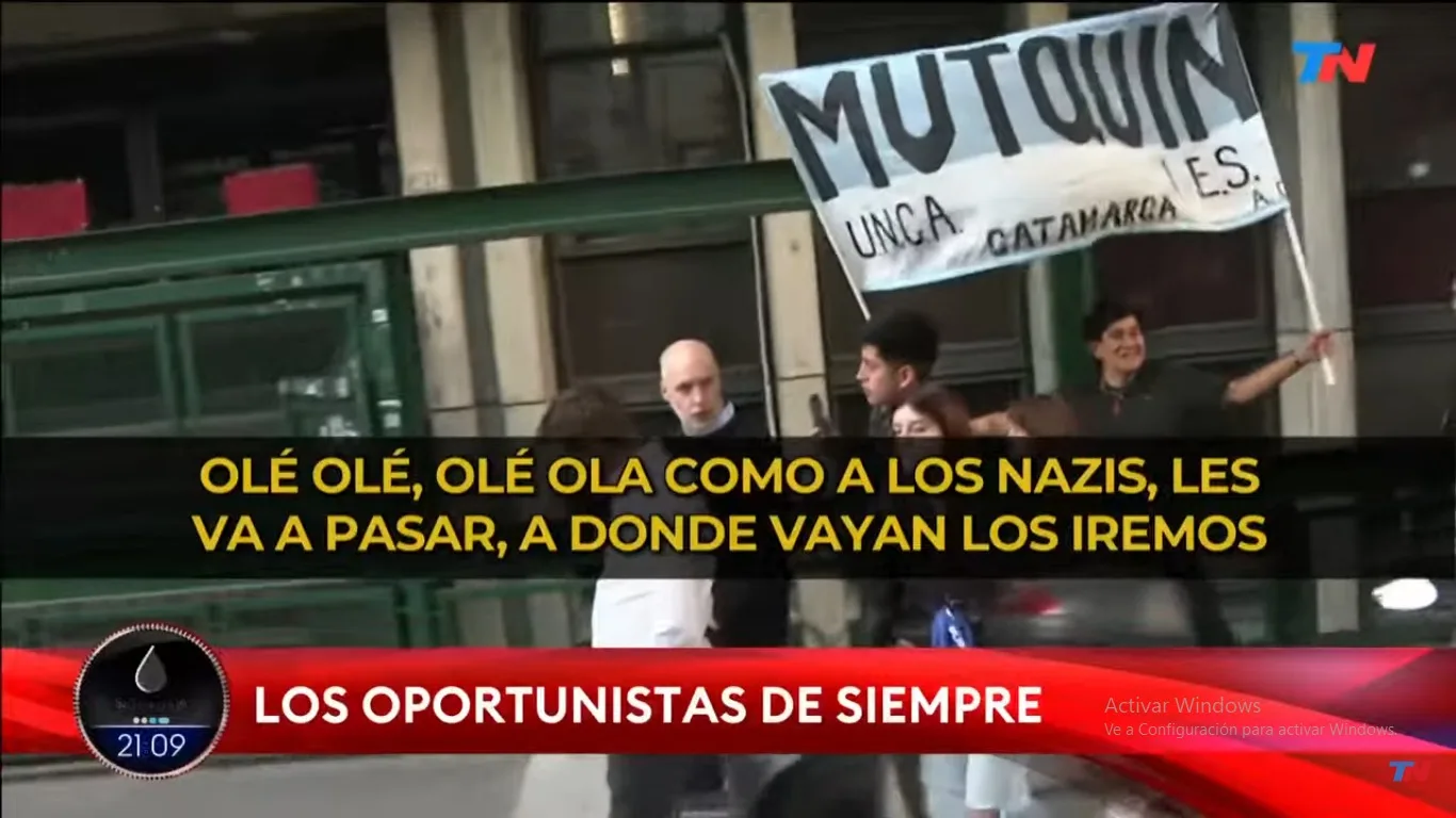 Una pancarta de Catamarca en los insultos a Rodríguez Larreta durante la marcha universitaria