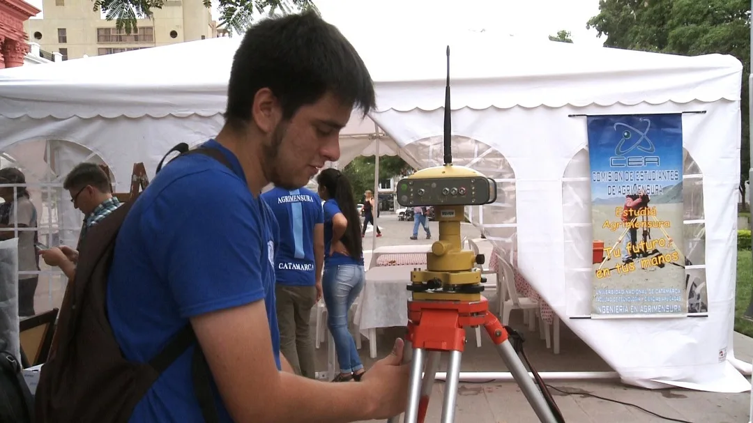 Llegan a Catamarca estudiantes de Agrimensura de todo el país