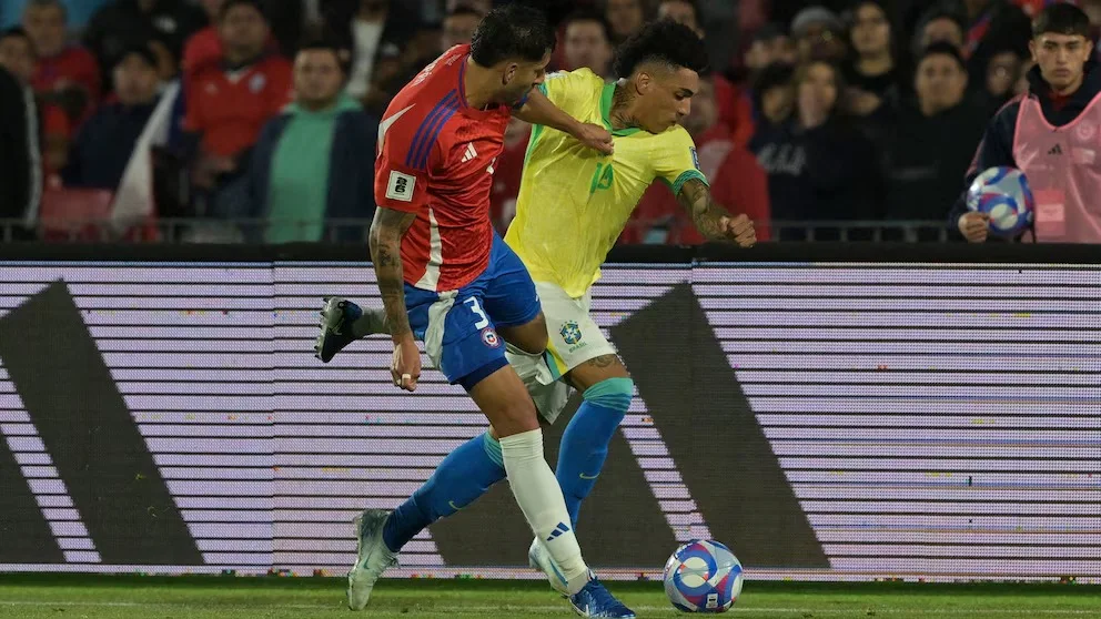 Brasil venció 2-1 al Chile de Gareca y lo hundió en la tabla de las Eliminatorias