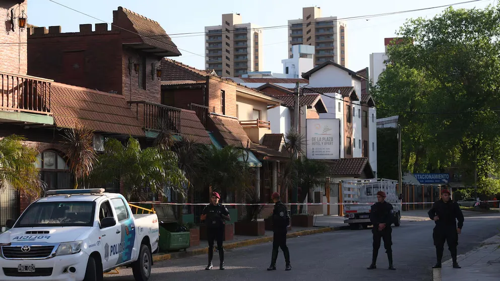 Derrumbe en el hotel de Villa Gesell: encontraron muerto a un jubilado