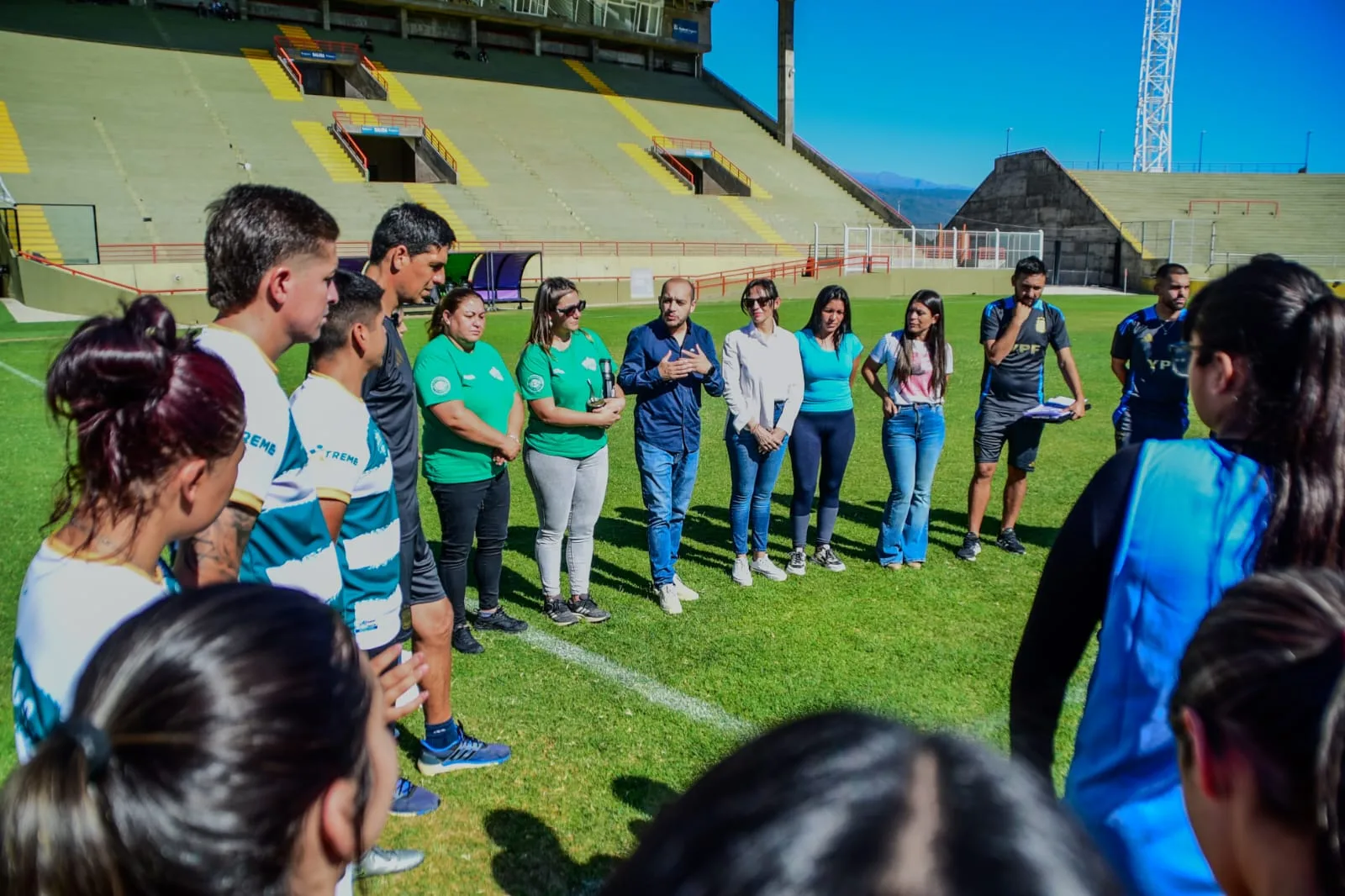 El Cuerpo Técnico de la Selección de Fútbol Femenino está en Catamarca