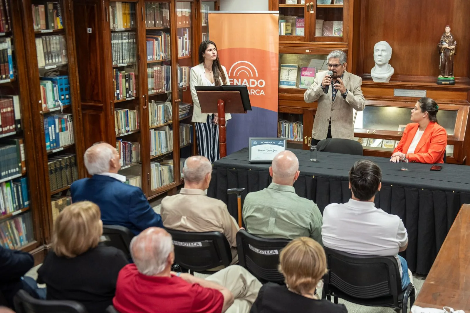 El Senado de Catamarca homenajeó al artista Ricardo Dalla Lasta