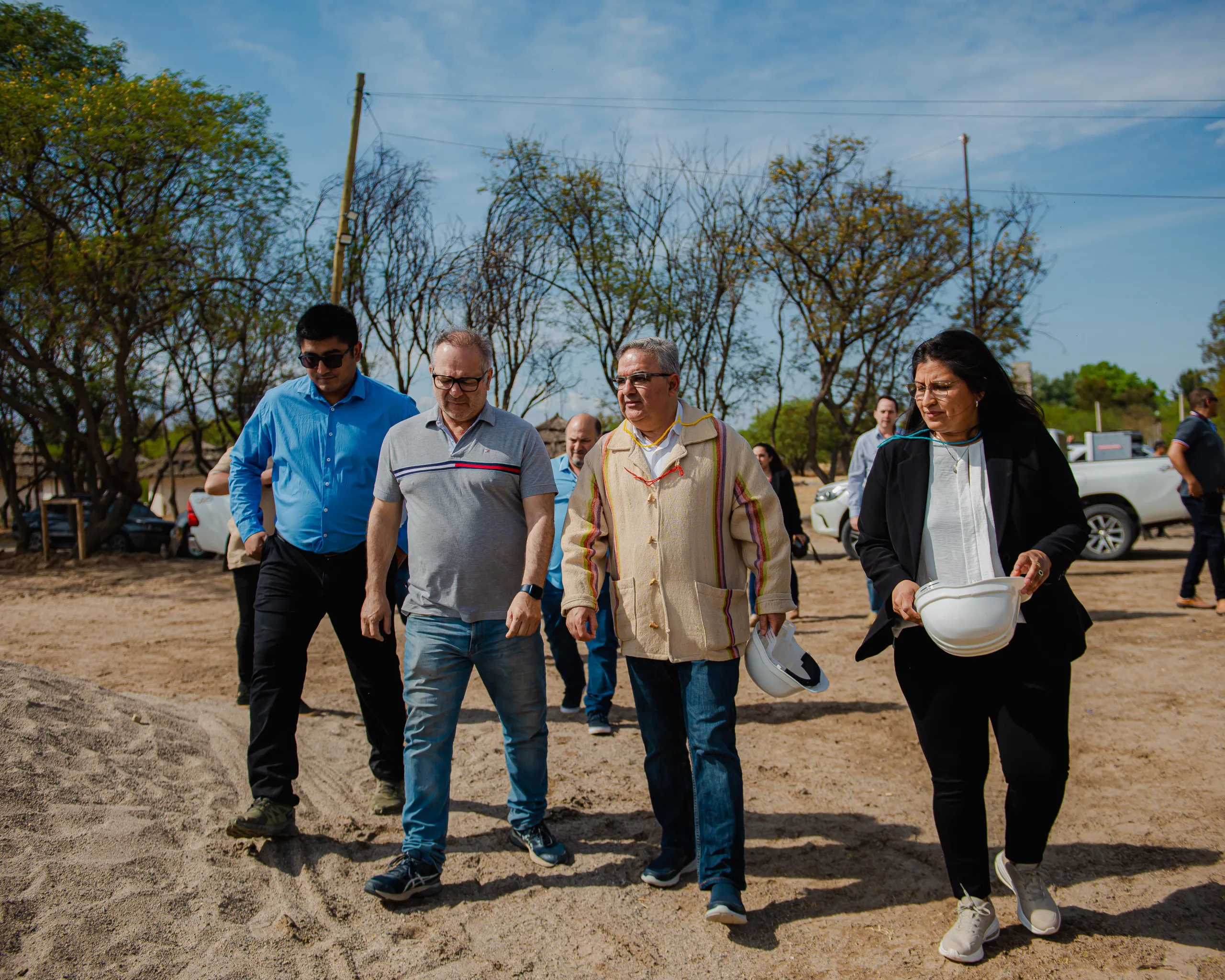 Jalil visitó los avances de la construcción de la Escuela Técnica La Soledad, en Santa María