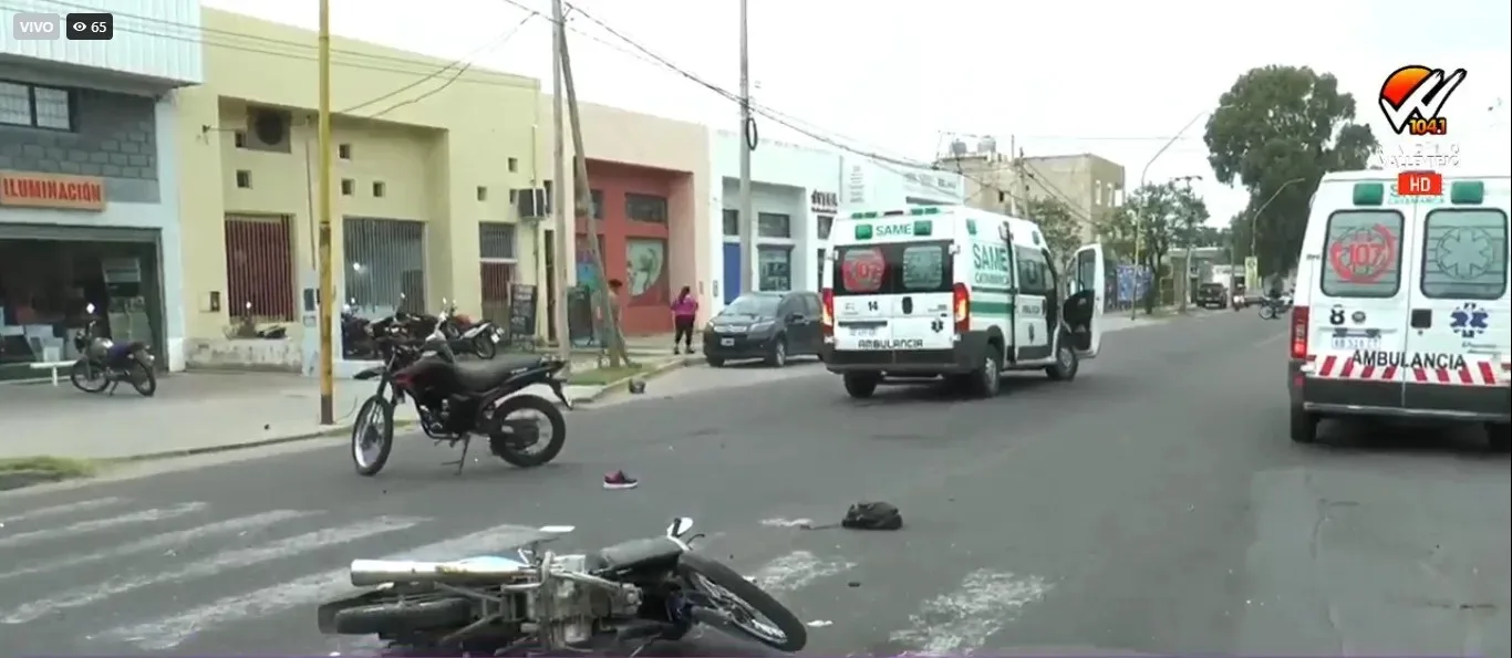 Chocaron dos motos en Avenida Virgen del Valle y hay hospitalizados