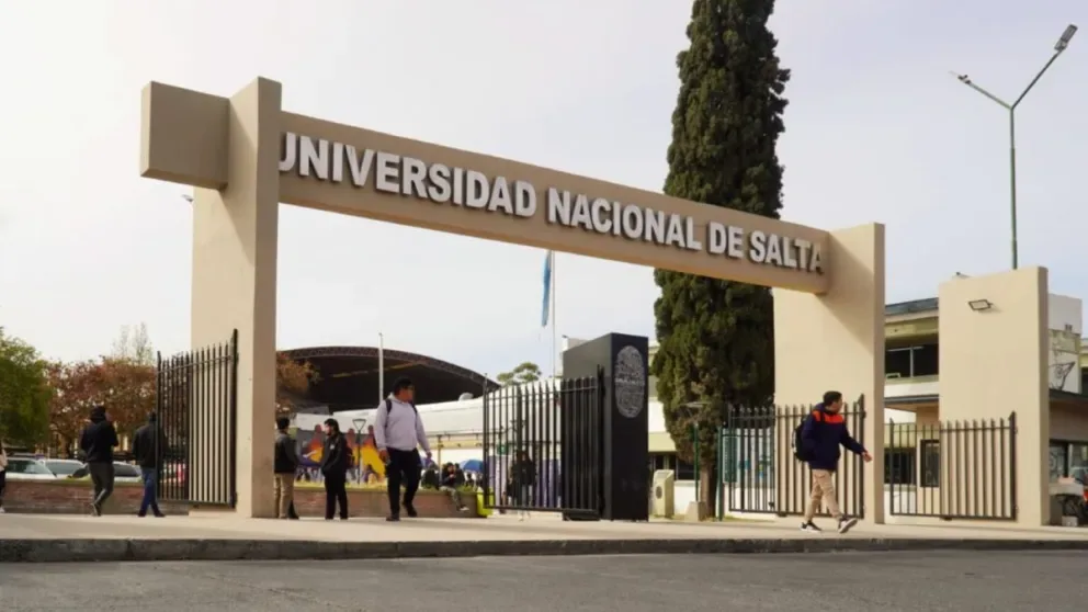 Salta: trabajadores de la Universidad denunciaron falta de transparencia y temen quedar en la calle