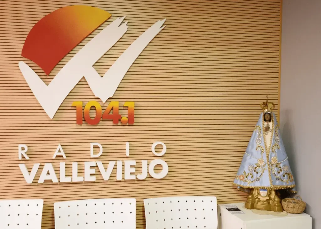 Hoy cumplimos 37 años de Radio Valle Viejo, más que nunca, “en el corazón de la gente”