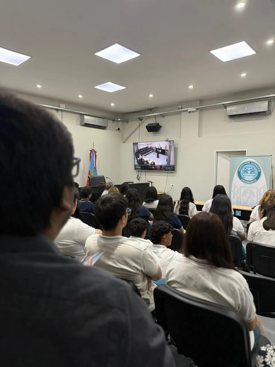 Charla Informativa sobre Juicios por Jurados para alumnos de escuelas secundarias catamarqueñas