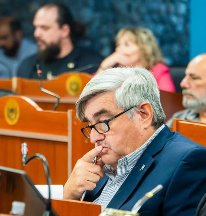 Acuña: “La UCR ya había advertido los riesgos del nuevo contrato con Livent”