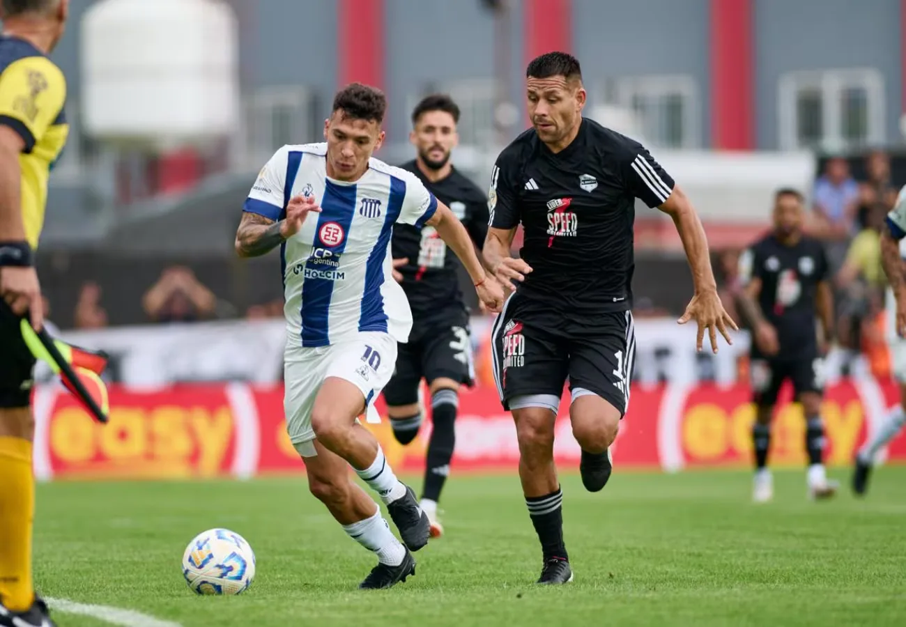 Talleres solo empató con Riestra y se privó de recortar la distancia con el líder Vélez