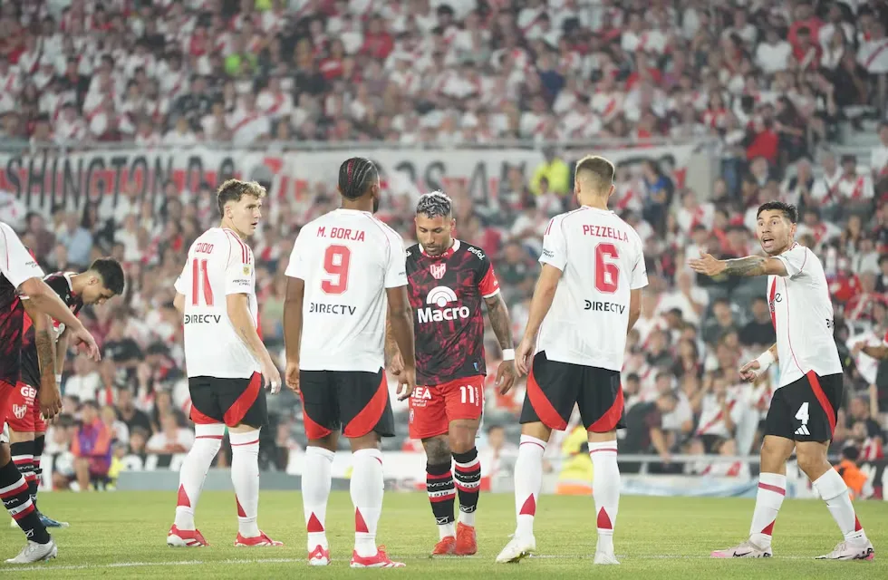 River le ganó a Instituto cuando su hinchada ya le cantaba para que “se mueva”