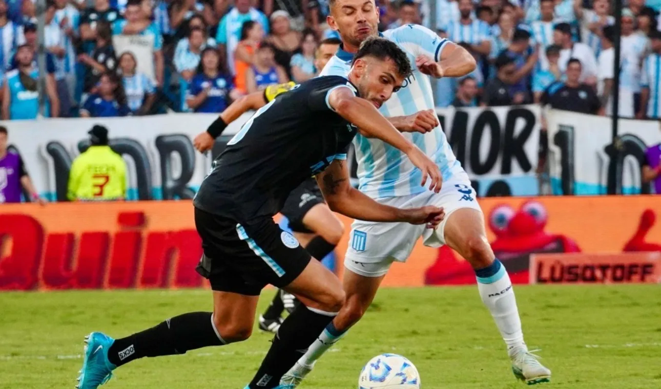 Racing aplastó a Belgrano 4 a 0 y es líder en el Torneo Apertura