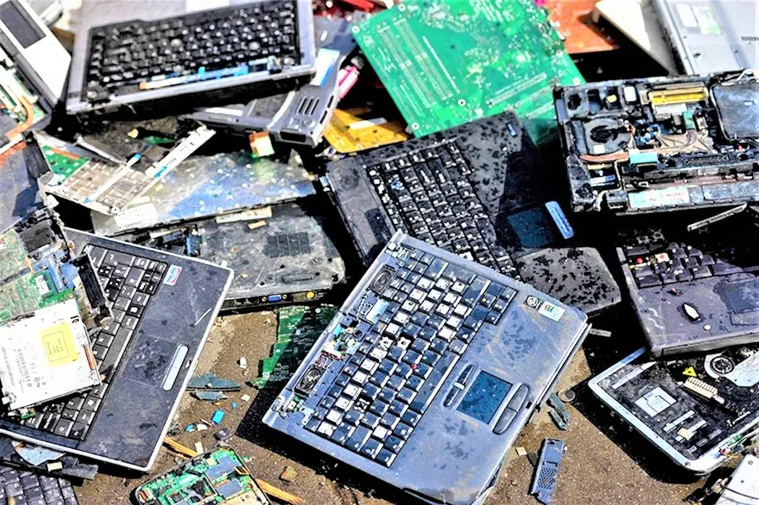 Cirujas por oro: las computadoras esconden metal precioso en sus componentes