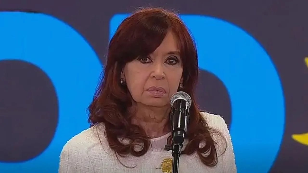 Ordenan peritar los bienes de Cristina Kirchner en una causa por presunto enriquecimiento ilícito