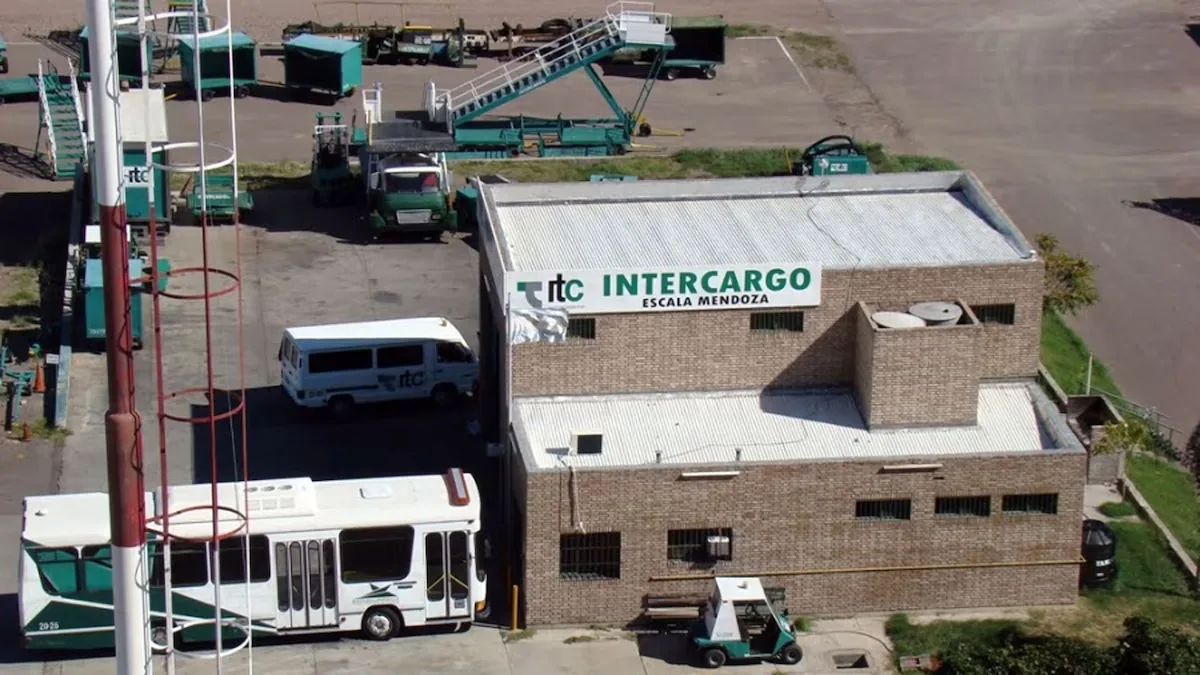 El Gobierno inició el proceso de privatización de la empresa Intercargo