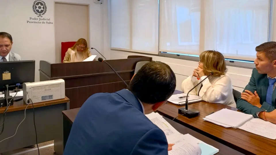 Condenaron a una joven de 20 años que acabó con la vida de su pareja de 54