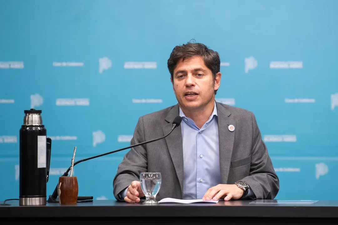 Kicillof desdobló y desoyó a Cristina Kirchner