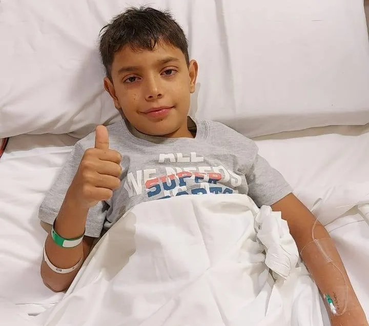 Ocho años después de ser operado del corazón: el niño catamarqueño Fermín se recupera de una cirugía  en Buenos Aires