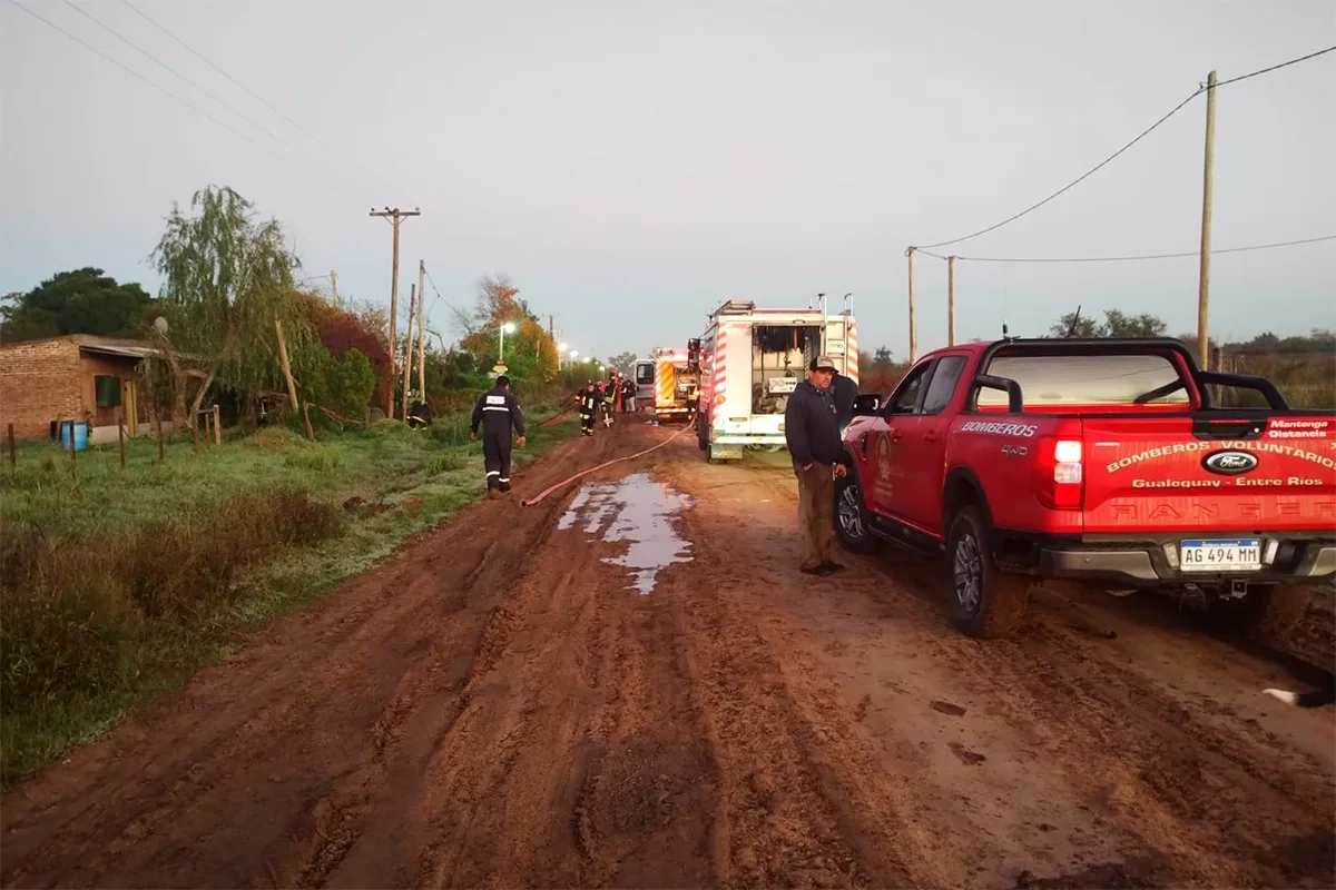 Murió un bombero al incendiarse su propia vivienda