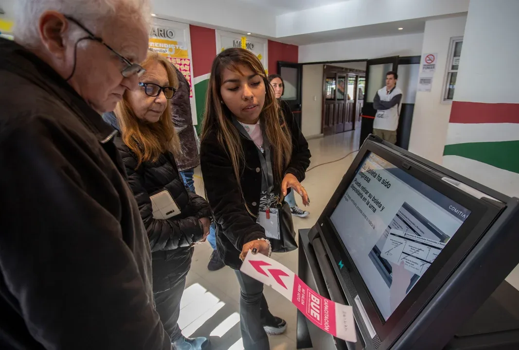 Elecciones en CABA: cerraron las mesas y se espera que los primeros resultados oficiales estén antes de las 20