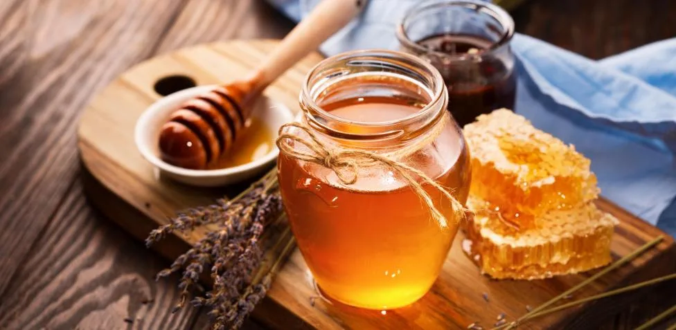 Hoy se celebra la 10° Campaña de Consumo de Miel con actividades educativas y feria de productos