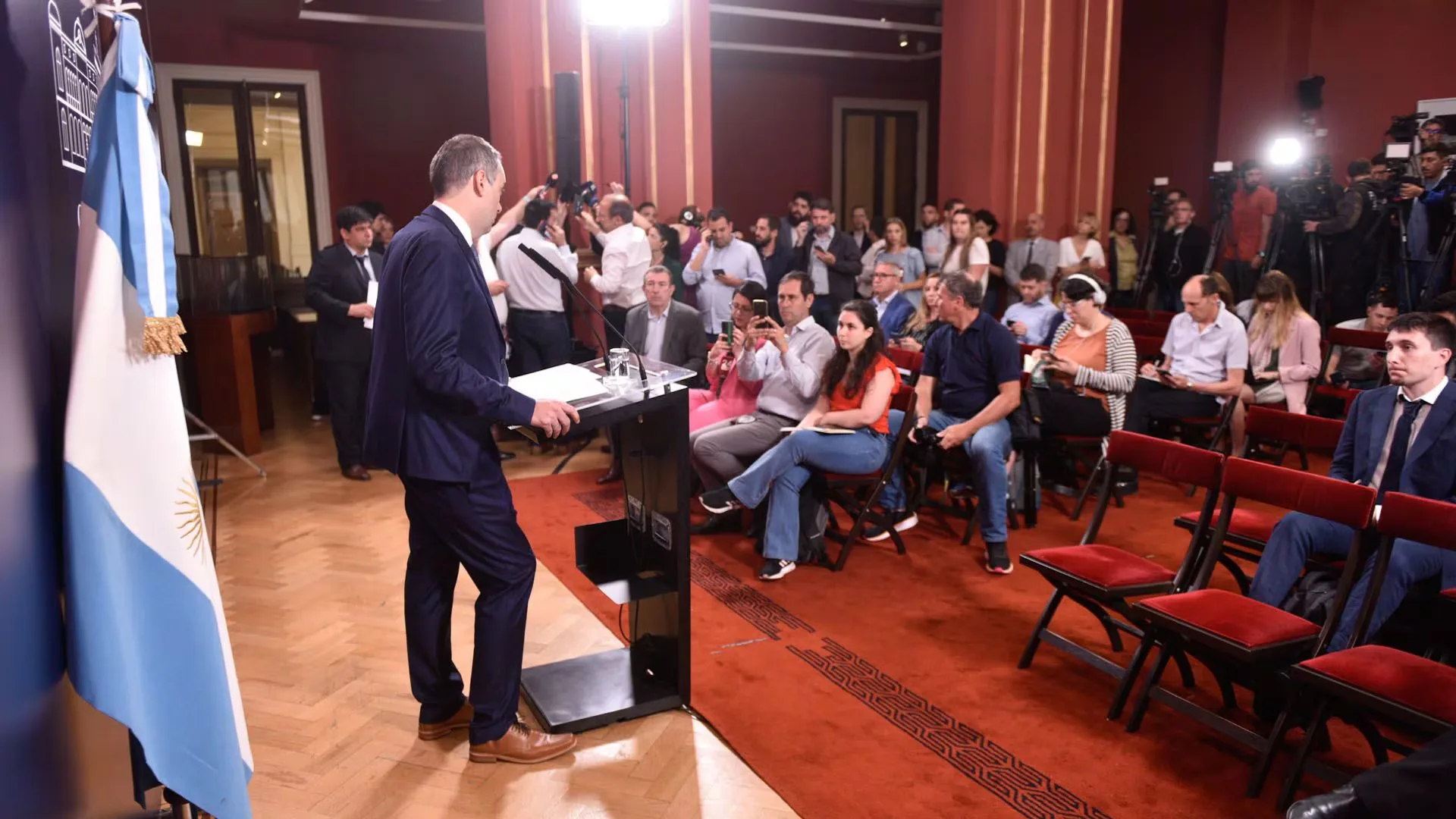 Fijan nuevos lineamientos para la acreditación periodística en Casa Rosada