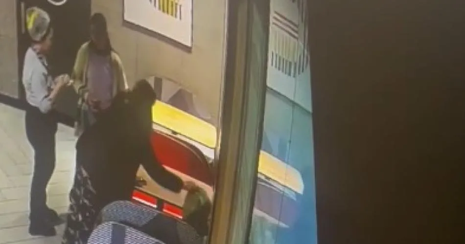 Abogada, detenida y acusada de sustraer la tarjeta de otra letrada y hacer compras por 331 mil pesos