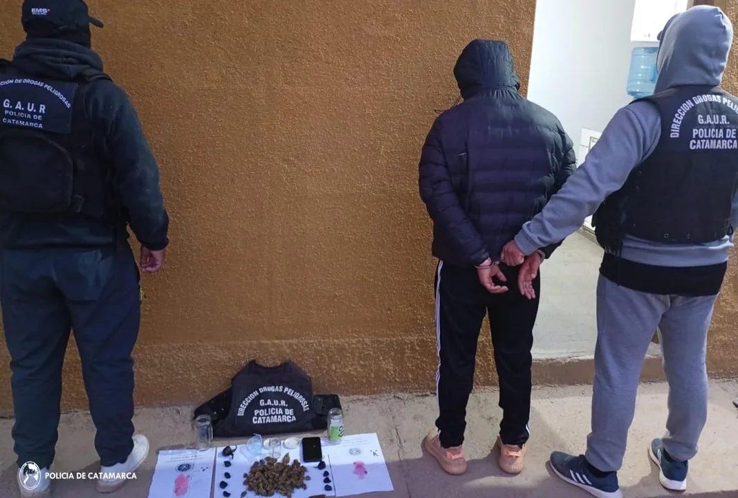 Catamarca: detienen a un joven y secuestran droga en Andalgalá