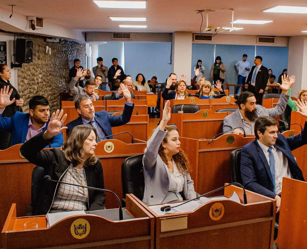 Diputados peronistas de Catamarca quieren aprobar al Defensor del Pueblo sin contar con la oposición