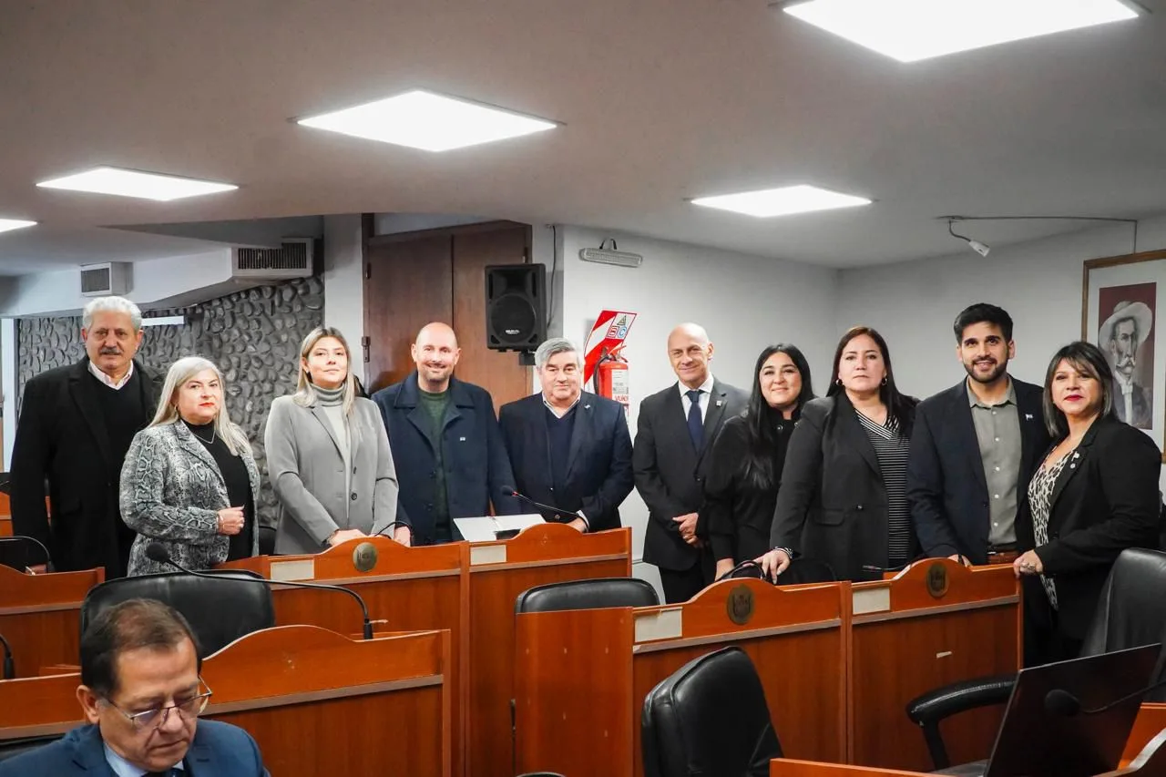 “No pueden escaparse todo el tiempo”, afirmaron diputados radicales de Catamarca ante la “coartada” del peronismo para no sesionar