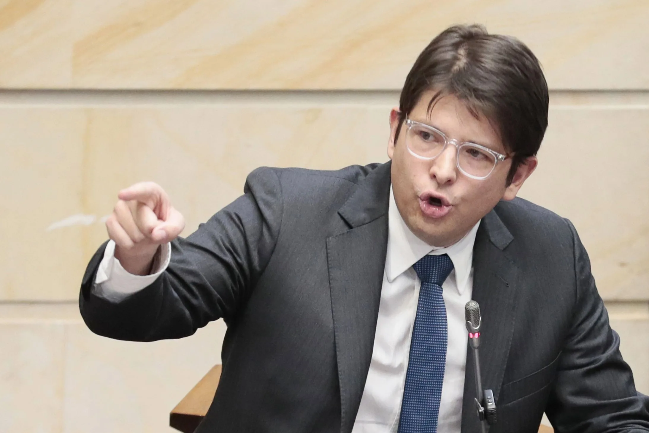 Colombia: el equipo del candidato baleado reveló que solicitó el refuerzo de la custodia en nueve ocasiones