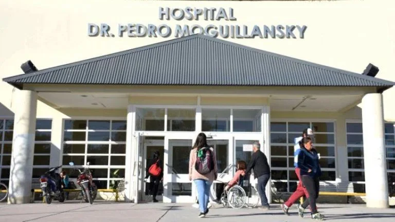 Un pitbull atacó a un bebé y le causó una fractura con hundimiento de cráneo