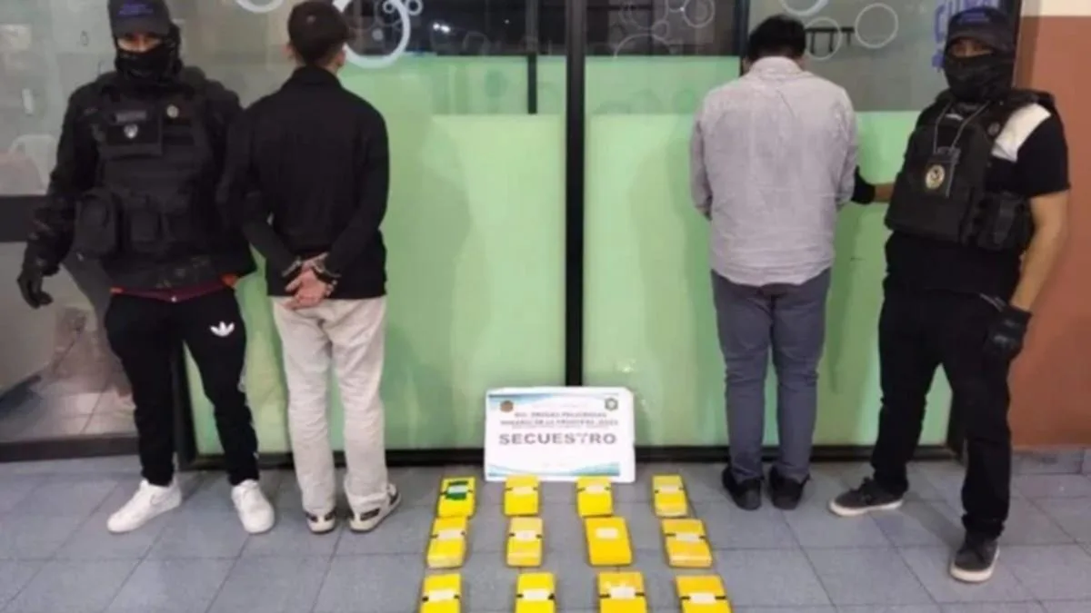 Dos tucumanos detenidos en Salta con un cargamento récord de marihuana quedaron libres por graves errores policiales