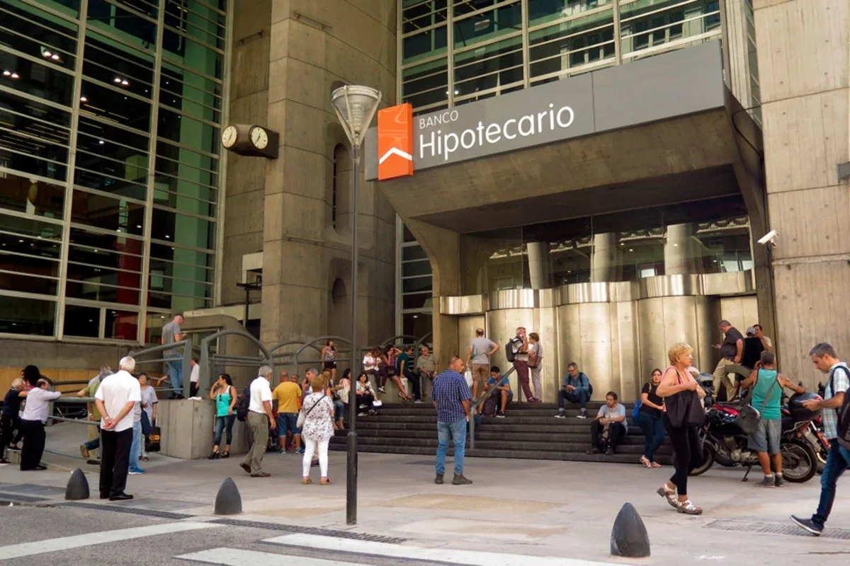 Nuevo aumento salarial bancario eleva el sueldo inicial a más de $1.850.000