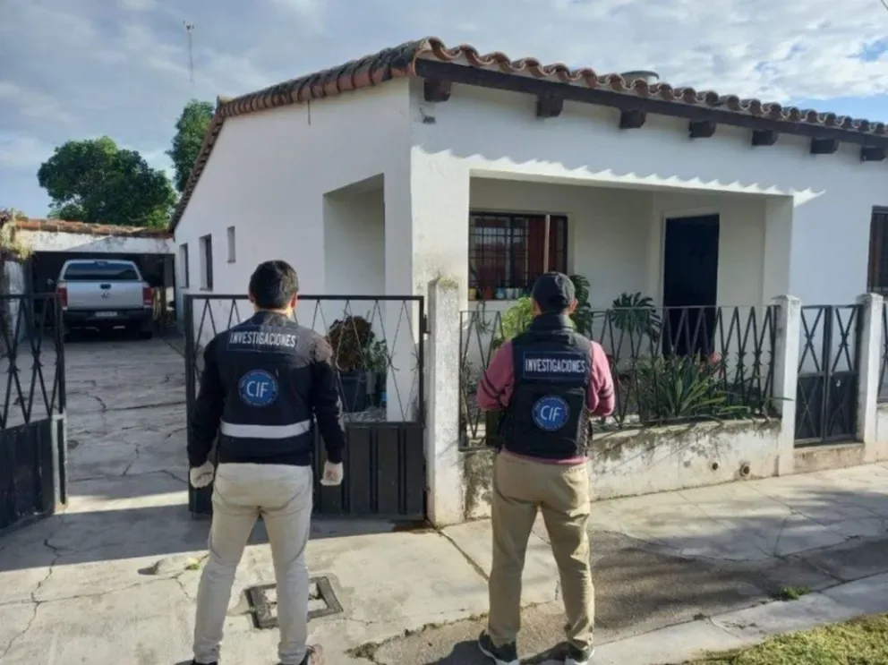 Asesinó a su abuela con un palo y la arrojó desnuda a la calle
