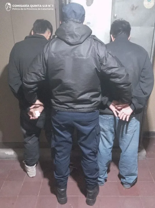 Catamarca: detienen a dos jóvenes violentos que intentaron agredir a policías en un boliche