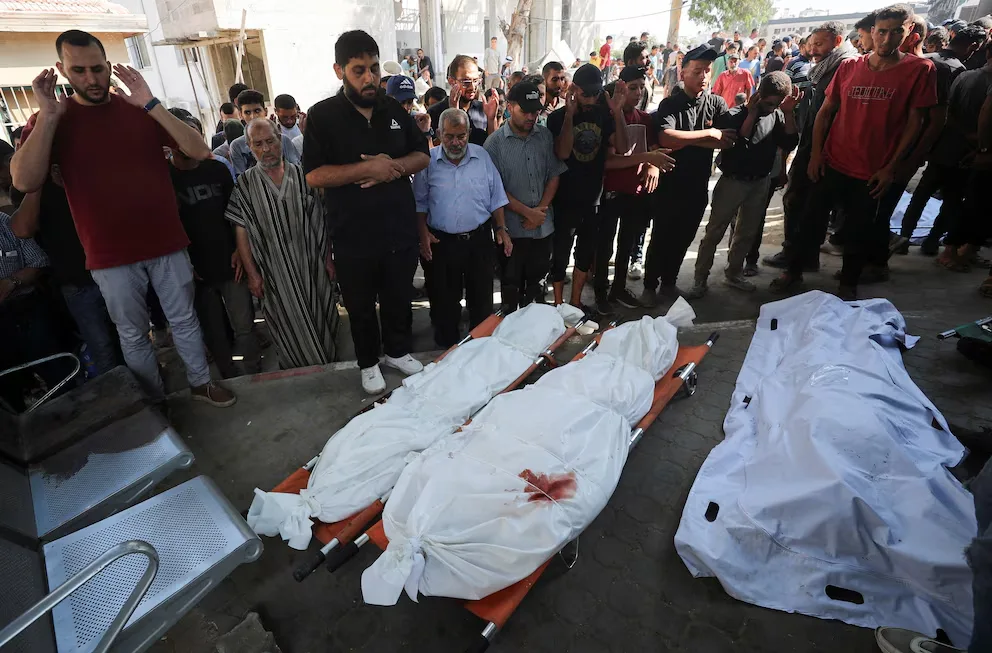 Sigue la masacre de civiles inocentes en Gaza: ataques israelíes mataron a 30 palestinos en un campamento de refugiados