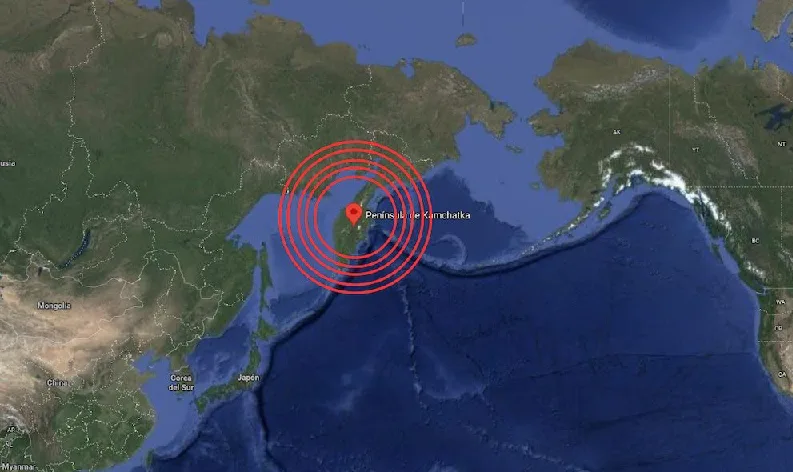 Rusia sufre nuevas réplicas del terremoto y las olas del tsunami se sintieron en los puertos del Pacífico
