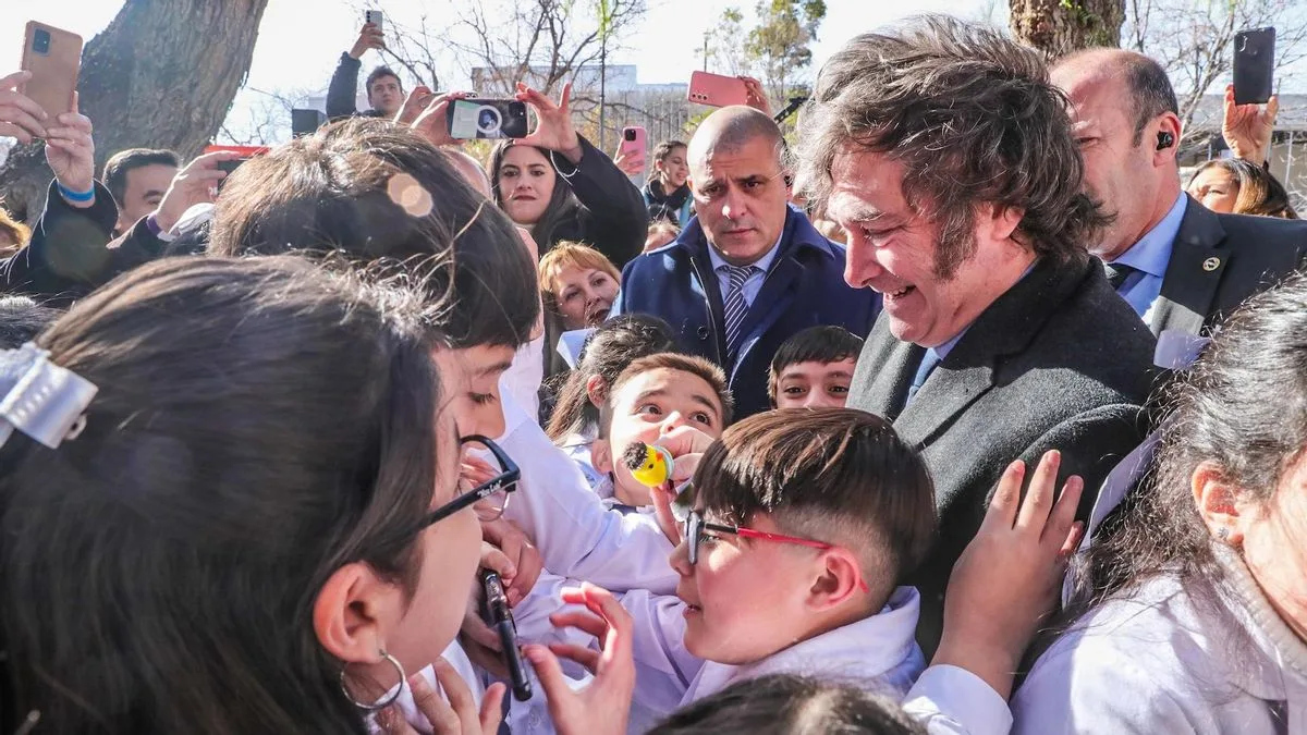 Video: “No la trate mal a Villarruel, que a ella también la voté”: pedido de un alumno que descolocó a Milei