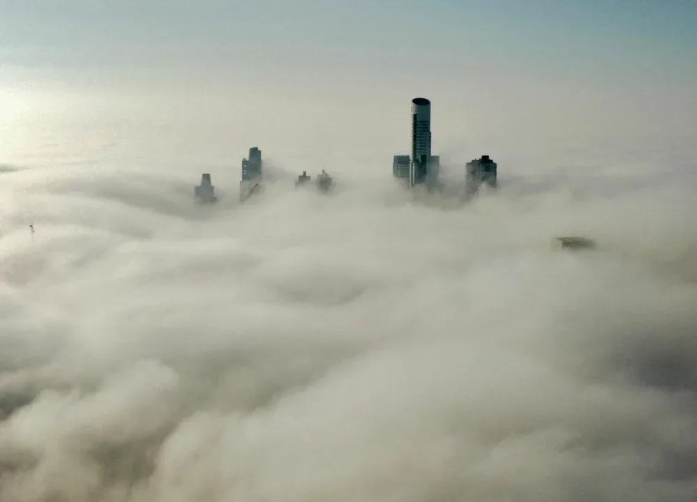 Cerraron Aeroparque por la niebla que afecta a la ciudad de Buenos Aires y otras cinco provincias