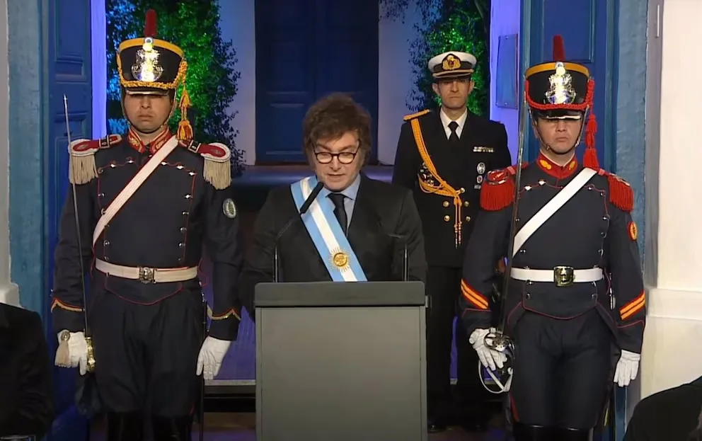 Por la niebla, Javier Milei no estará en Tucumán para el acto del 9 de Julio