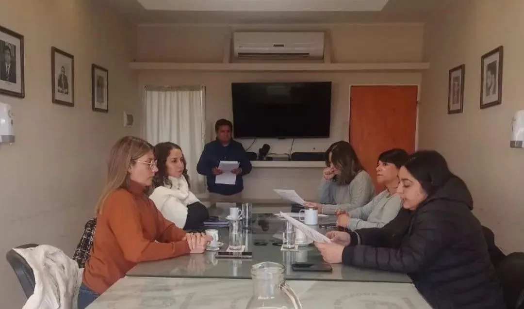 Catamarca: Diputados dio despacho favorable al proyecto que propone acceso a información digital para menores