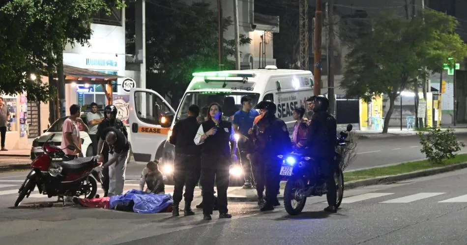 Muere un menor de 13 años y una adolescente de 15 está grave, por un choque frontal entre motos