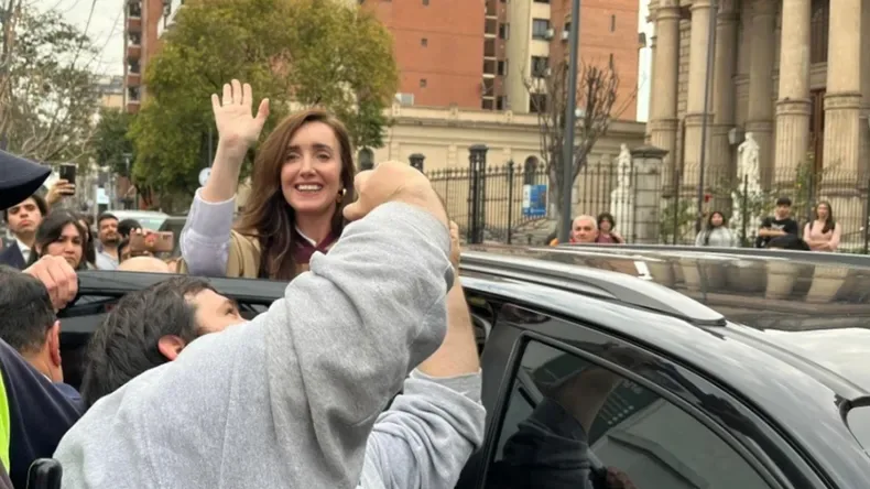 Victoria Villarruel en Tucumán:  sugestiva respuesta ante el faltazo de Javier Milei por la niebla